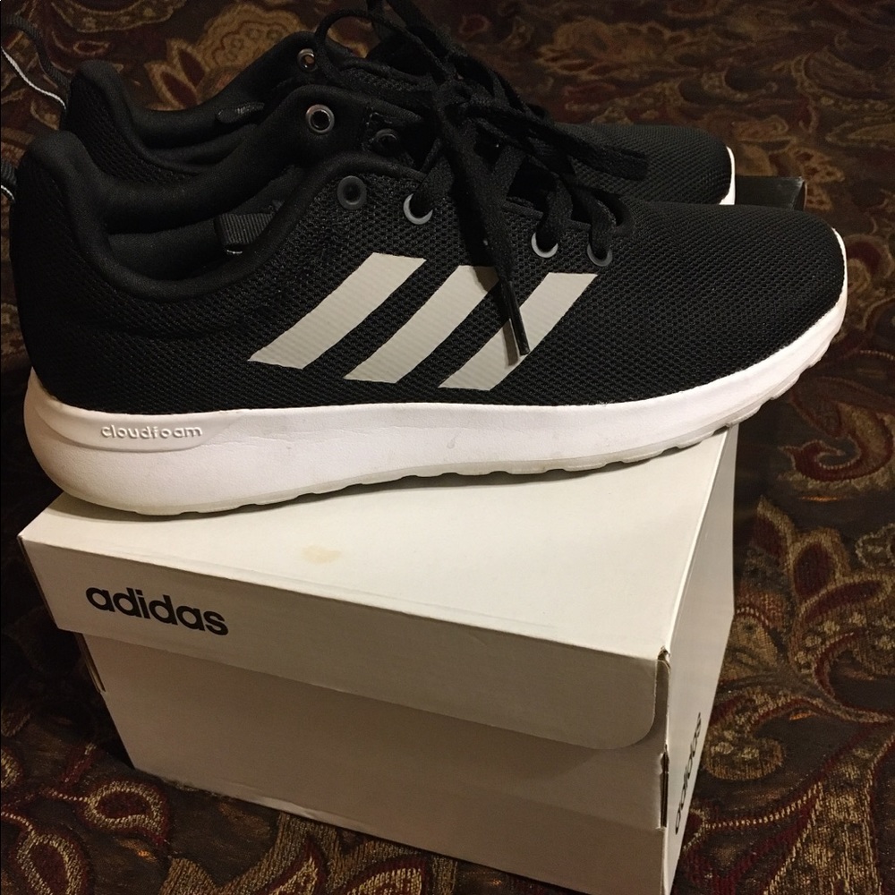 Adidas Cloud Foam Sneakers